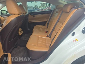 2016 Lexus ES 350 - miniatura 13