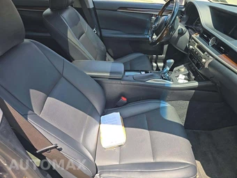 2016 Lexus ES 350 – miniatura 15