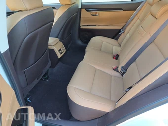 2016 Lexus ES 350 – miniatura 13