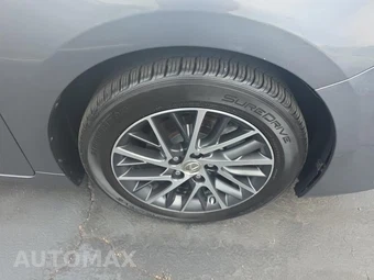 2016 Lexus ES 350 – miniatura 9