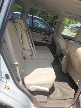2016 Lexus GX 460 - miniatura 16