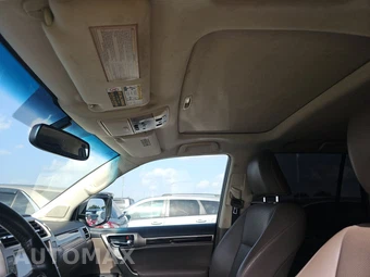 2016 Lexus GX 460 – miniatura 17