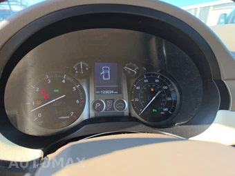 2016 Lexus GX 460 – miniatura 12