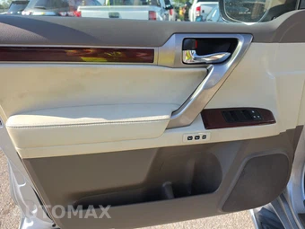 2016 Lexus GX 460 – miniatura 9