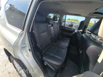2016 Lexus GX 460 – miniatura 14