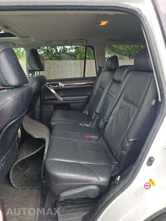 2016 Lexus GX 460 – miniatura 13