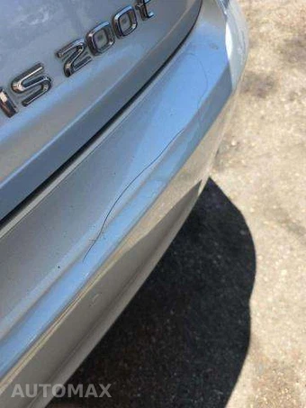 2016 Lexus IS 200t – miniatura 23