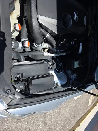 2016 Lexus IS 200t – miniatura 25