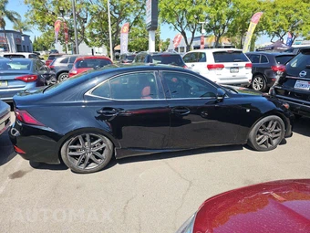2016 Lexus IS 200t – miniatura 4