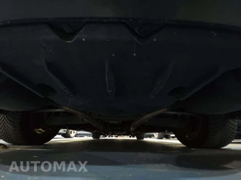 2016 Lexus IS 200t – miniatura 15