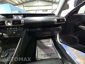 2016 Lexus IS 200t – miniatura 19