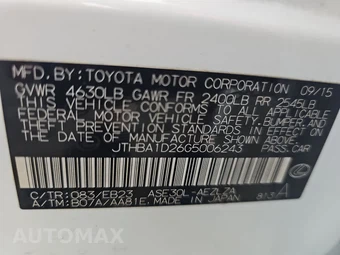 2016 Lexus IS 200t – miniatura 15