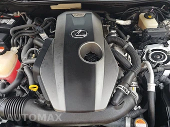 2016 Lexus IS 200t – miniatura 16