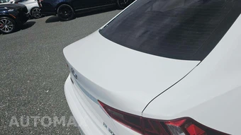 2016 Lexus IS 200t – miniatura 23