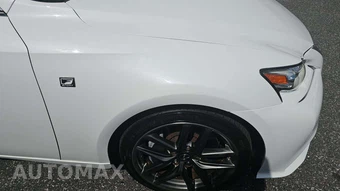 2016 Lexus IS 200t – miniatura 27