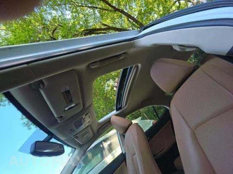 2016 Lexus IS 200t – miniatura 11