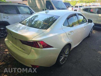 2016 Lexus IS 200t – miniatura 3