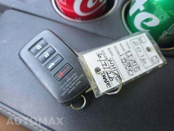 2016 Lexus IS 200t – miniatura 8