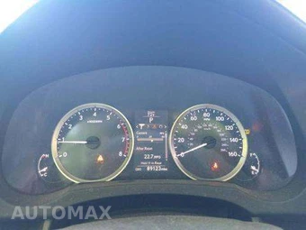 2016 Lexus IS 200t – miniatura 9