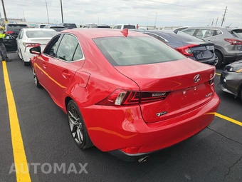2016 Lexus IS 200t – miniatura 6