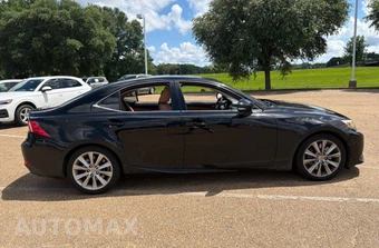2016 Lexus IS 200t - miniatura 4