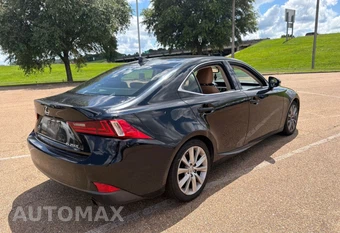 2016 Lexus IS 200t - miniatura 5