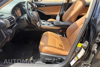 2016 Lexus IS 200t - miniatura 8