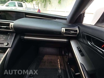 2016 Lexus IS 300 – miniatura 19