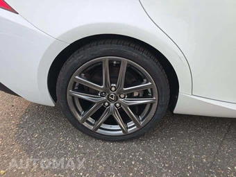 2016 Lexus IS 300 – miniatura 24