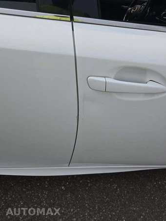 2016 Lexus IS 300 – miniatura 26