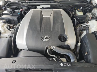 2016 Lexus IS 300 – miniatura 16
