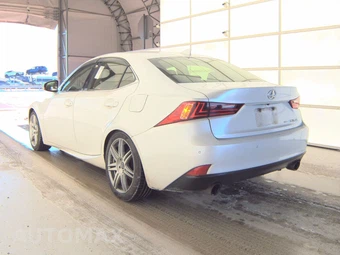 2016 Lexus IS 350 – miniatura 8
