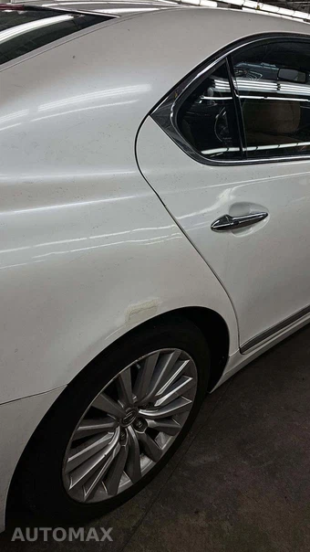 2016 Lexus LS 460L - miniatura 38