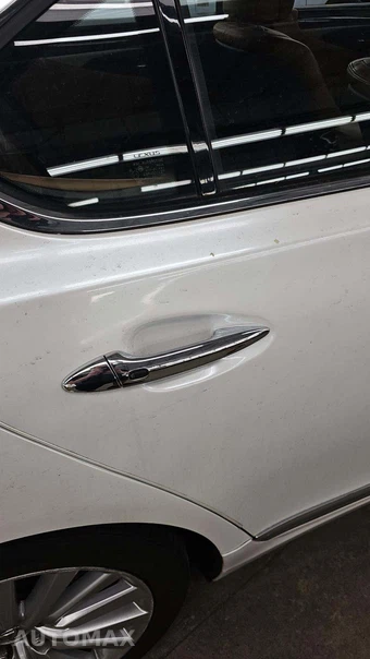 2016 Lexus LS 460L - miniatura 40