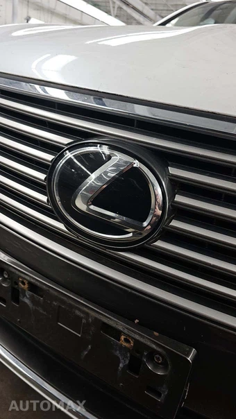 2016 Lexus LS 460L - miniatura 42
