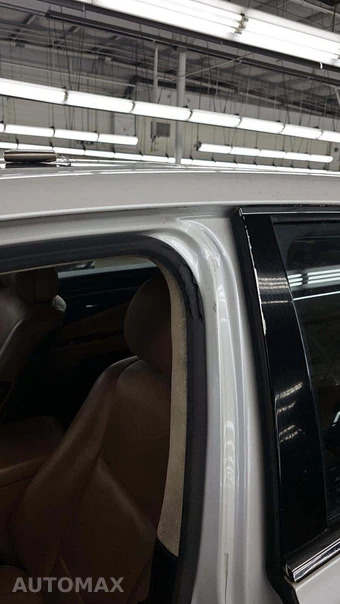 2016 Lexus LS 460L - miniatura 57