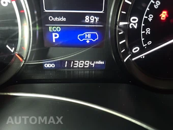 2016 Lexus LX 570 – miniatura 12