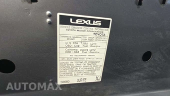 2016 Lexus LX 570 – miniatura 18