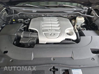 2016 Lexus LX 570 - miniatura 15