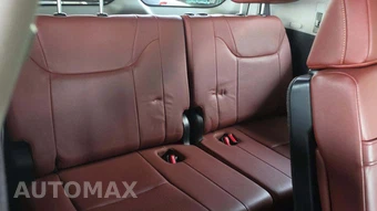 2016 Lexus LX 570 - miniatura 17