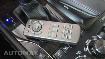 2016 Lexus LX 570 - miniatura 19