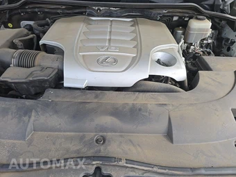 2016 Lexus LX 570 – miniatura 16