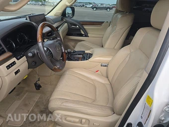 2016 Lexus LX 570 – miniatura 7