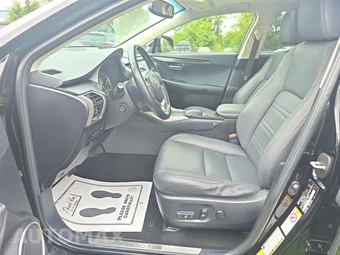 2016 Lexus NX 200t - miniatura 13
