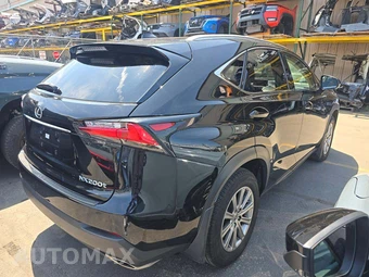 2016 Lexus NX 200t – miniatura 3