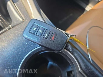 2016 Lexus NX 200t – miniatura 8