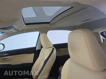 2016 Lexus NX 200t – miniatura 18