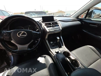 2016 Lexus NX 200t - miniatura 11