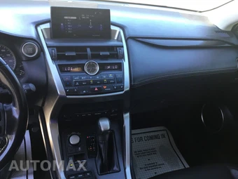 2016 Lexus NX 200t - miniatura 14
