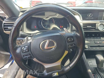 2016 Lexus RC 200t - miniatura 10